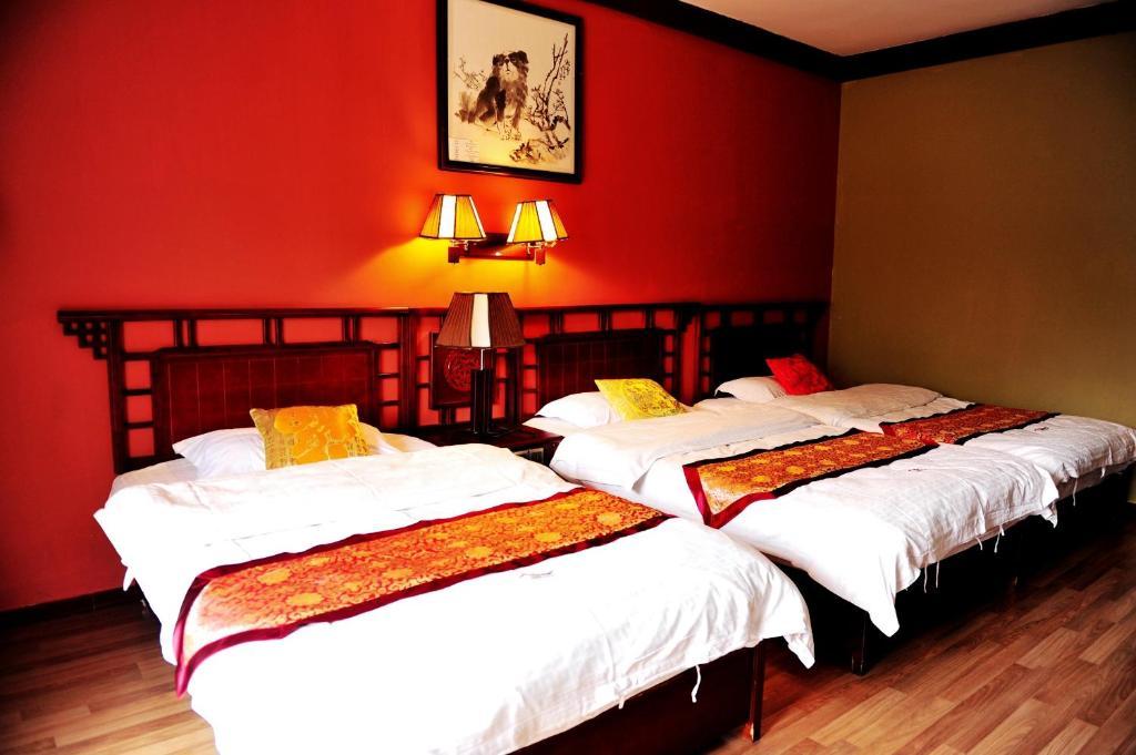 Dragon River Retreat Hotel Янгшуо Стая снимка