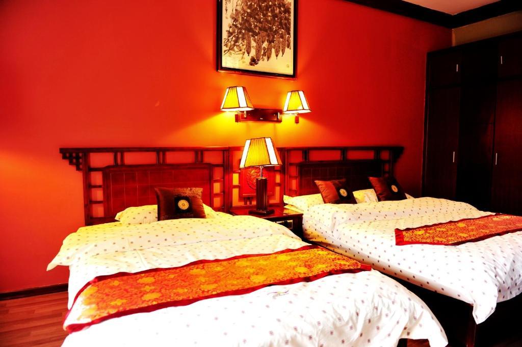 Dragon River Retreat Hotel Янгшуо Стая снимка
